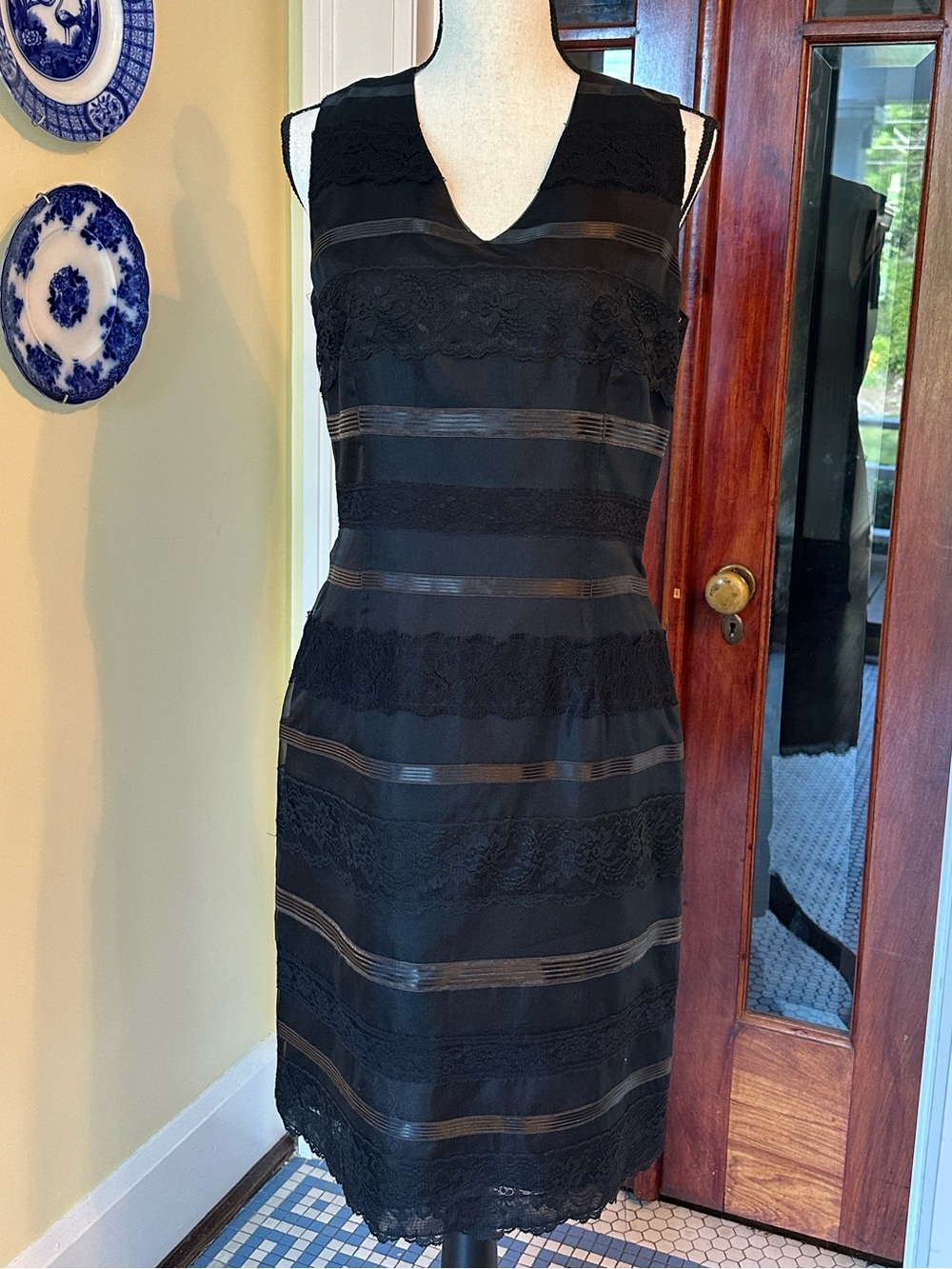 Maggy London | Silk & Lace Black Sheath Dress V-Neck, Size 10, NWT